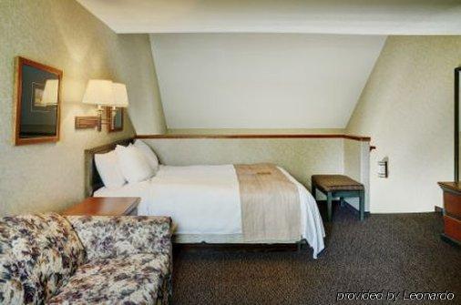 Lakeview Inns & Suites - Hinton Bagian luar foto