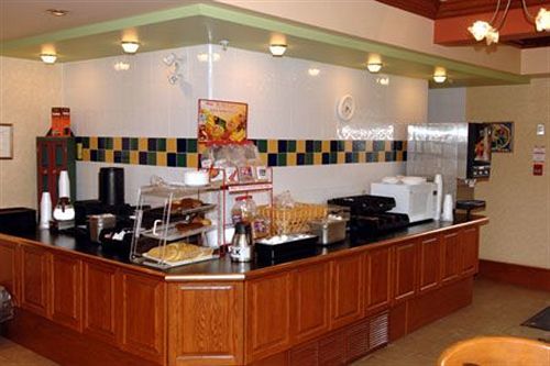 Lakeview Inns & Suites - Hinton Bagian luar foto