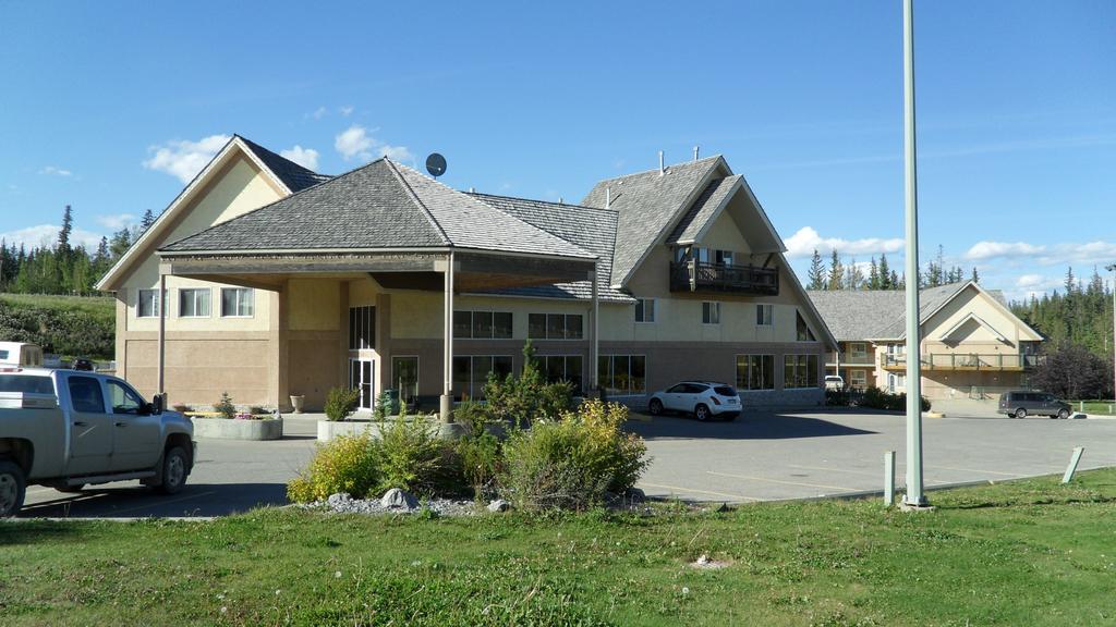 Lakeview Inns & Suites - Hinton Bagian luar foto